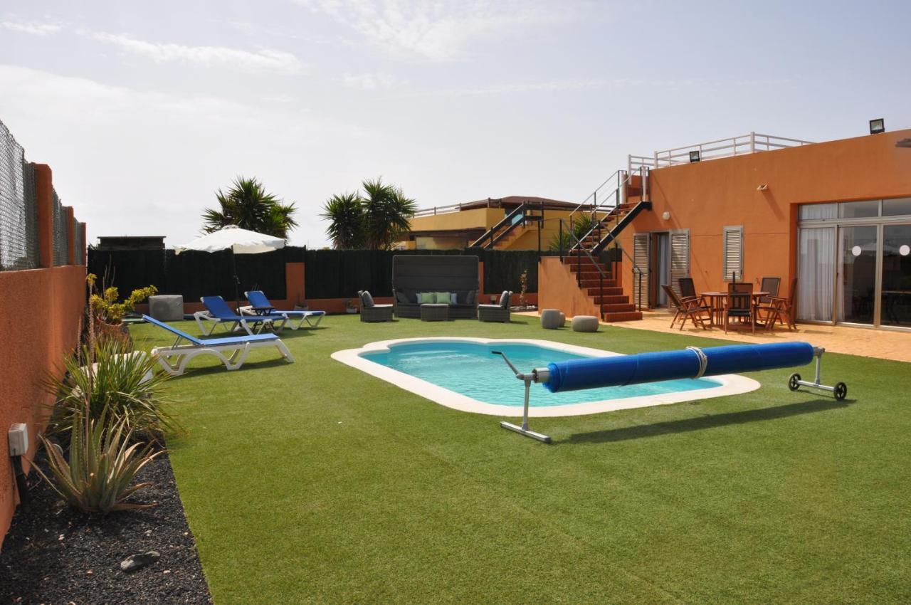 Eco Villa White Suite With Climatized Pool กาเลตาเดฟุสเต ภายนอก รูปภาพ