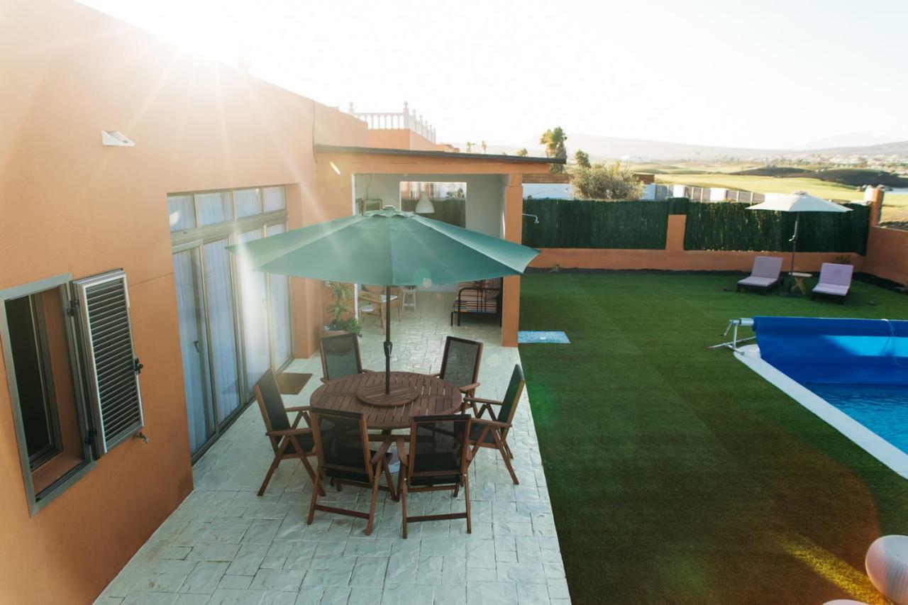 Eco Villa White Suite With Climatized Pool กาเลตาเดฟุสเต ภายนอก รูปภาพ