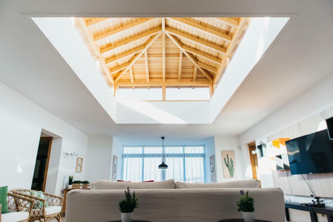 Eco Villa White Suite With Climatized Pool กาเลตาเดฟุสเต ภายนอก รูปภาพ